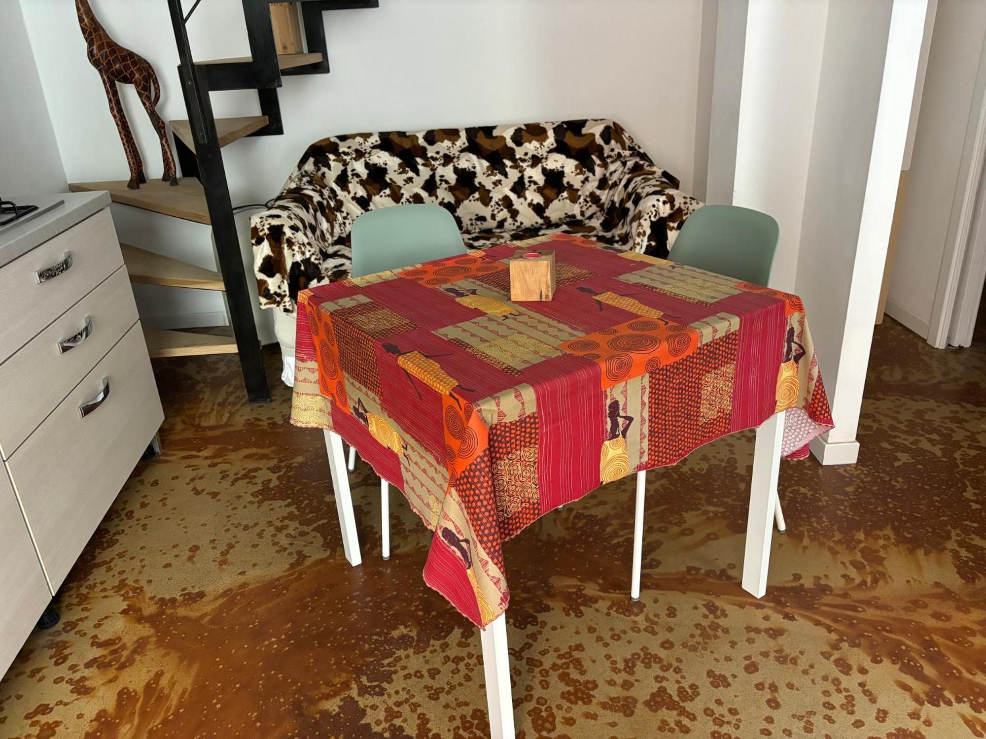 Friendly Africa Room Como Center Luaran gambar